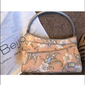 Beijo Purse—
